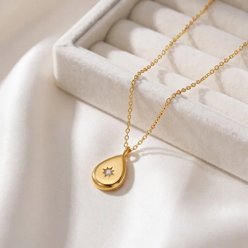 Dewn Tear Drop Necklace
